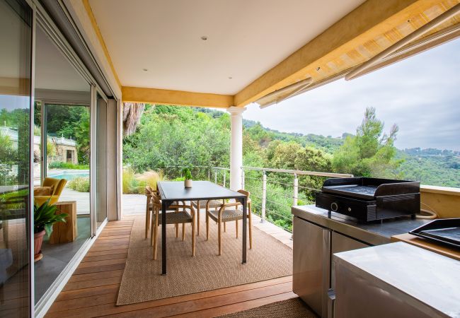 Villa in Nice - VILLA NIDAZUR VI4413 By Riviera Holiday Homes Villa in Nice - VILLA NIDAZUR VI4413 By Riviera Holiday Homes