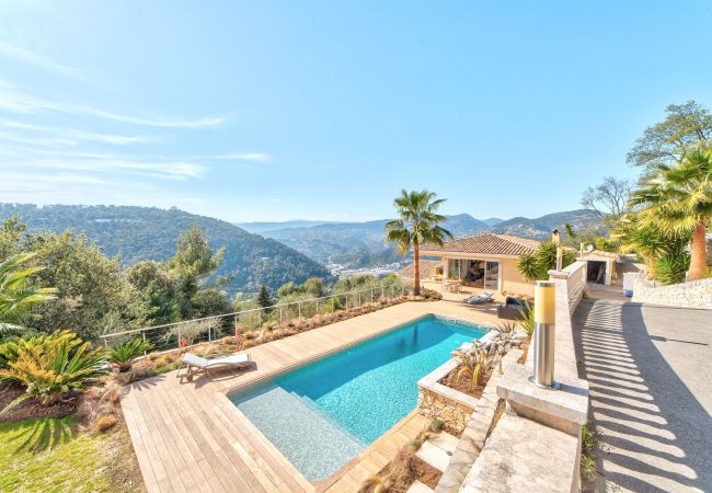 Villa in Nice - VILLA NIDAZUR VI4413 By Riviera Holiday Homes Villa in Nice - VILLA NIDAZUR VI4413 By Riviera Holiday Homes