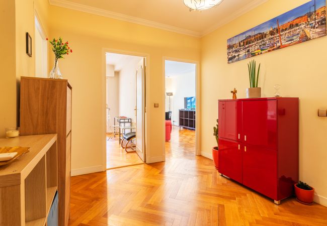 Apartment in Nice - LE CAPITOL 2 AP4421 By Riviera Holiday Homes Apartment in Nice - LE CAPITOL 2 AP4421 By Riviera Holiday Homes