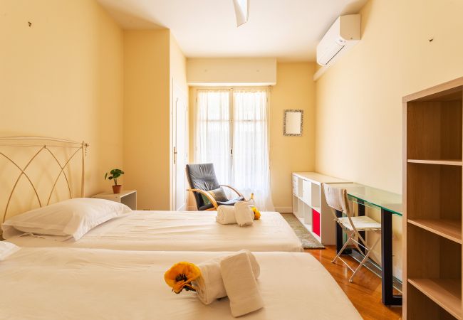 Apartment in Nice - LE CAPITOL 2 AP4421 By Riviera Holiday Homes Apartment in Nice - LE CAPITOL 2 AP4421 By Riviera Holiday Homes