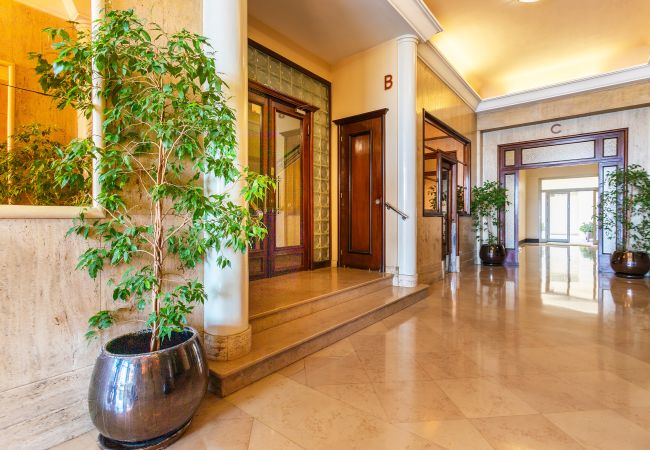 Apartment in Nice - LE 3 PROMENADE AP4424 By Riviera Holiday Homes  Apartment in Nice - LE 3 PROMENADE AP4424 By Riviera Holiday Homes