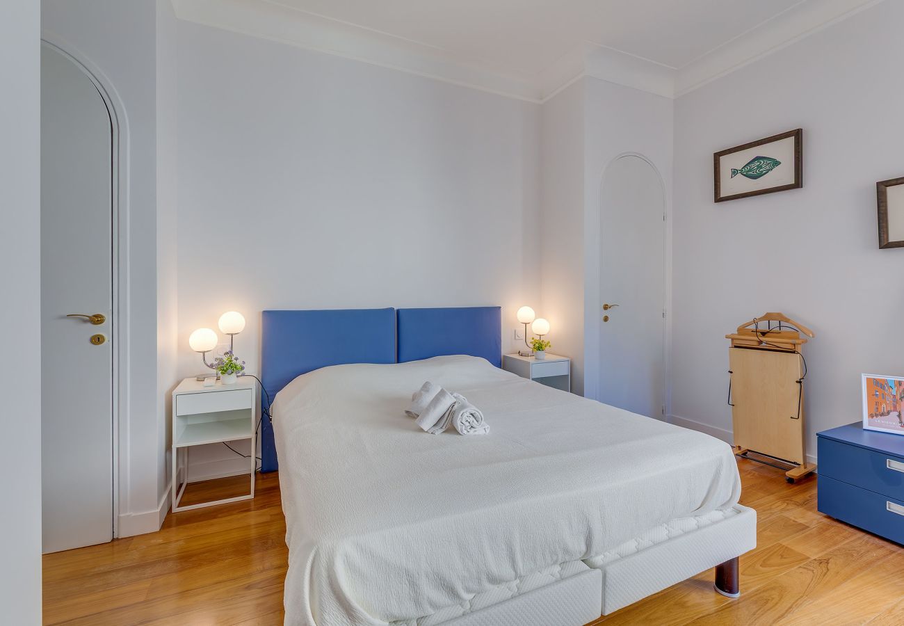Apartment in Nice - LE 3 PROMENADE AP4424 By Riviera Holiday Homes 