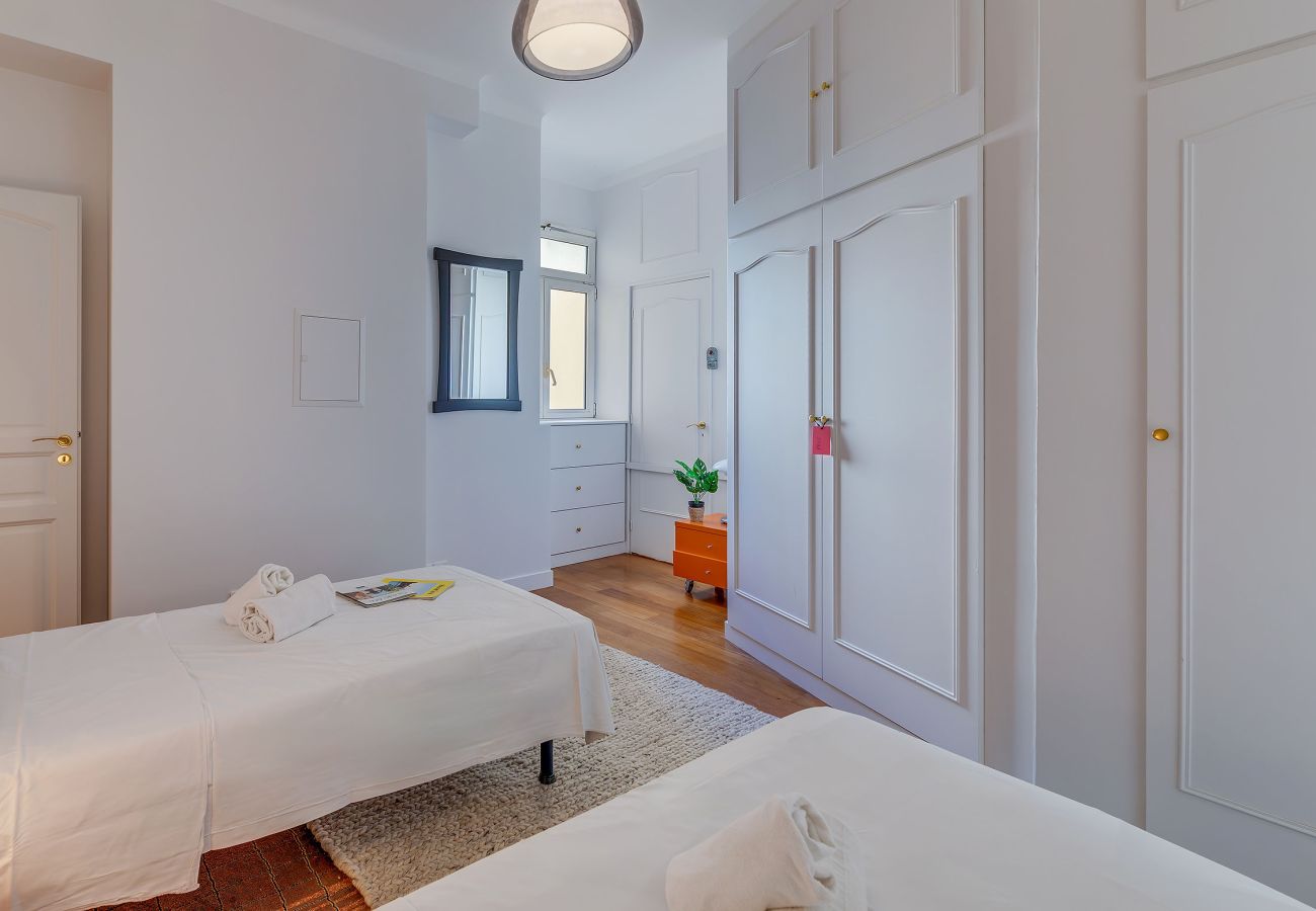 Apartment in Nice - LE 3 PROMENADE AP4424 By Riviera Holiday Homes 
