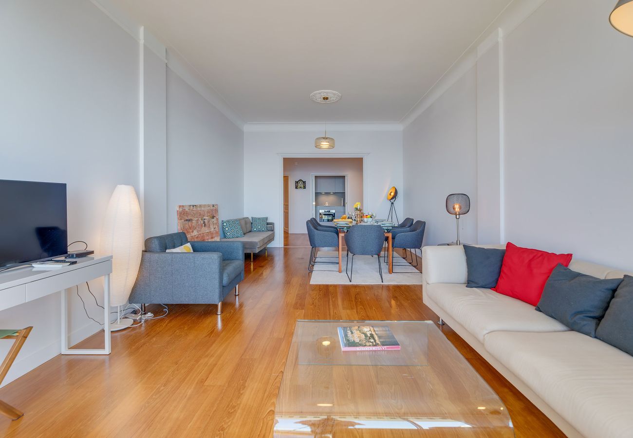Apartment in Nice - LE 3 PROMENADE AP4424 By Riviera Holiday Homes 