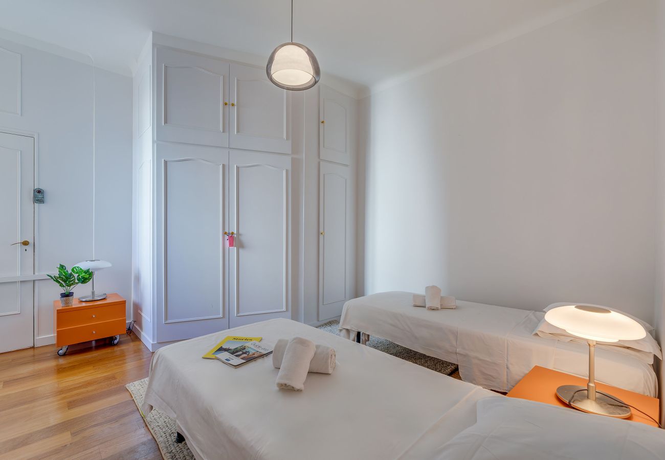Apartment in Nice - LE 3 PROMENADE AP4424 By Riviera Holiday Homes 