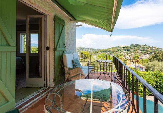 Villa in Mougins - VILLA LA ROSERAIE VI4425 By Riviera Holiday Homes Villa in Mougins - VILLA LA ROSERAIE VI4425 By Riviera Holiday Homes