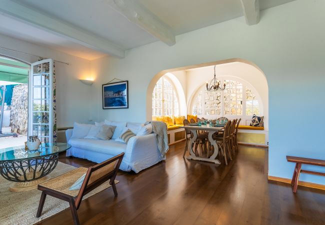 Villa in Mougins - VILLA LA ROSERAIE VI4425 By Riviera Holiday Homes Villa in Mougins - VILLA LA ROSERAIE VI4425 By Riviera Holiday Homes