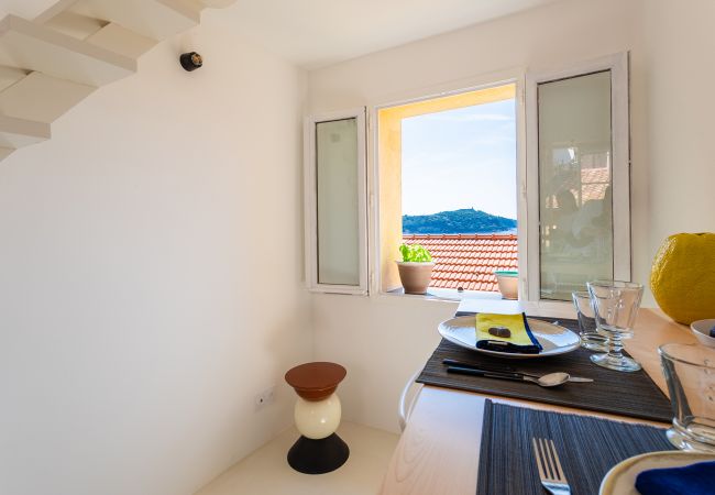 House in Villefranche-sur-Mer -  LA CASETTA  DI AZZURRA AP4427 By Riviera Holiday Homes  House in Villefranche-sur-Mer -  LA CASETTA  DI AZZURRA AP4427 By Riviera Holiday Homes