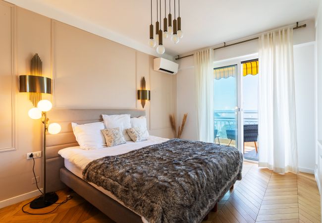 Apartment in Villefranche-sur-Mer - LE MIRAMAR AP4426 By Riviera Holiday Homes Apartment in Villefranche-sur-Mer - LE MIRAMAR AP4426 By Riviera Holiday Homes