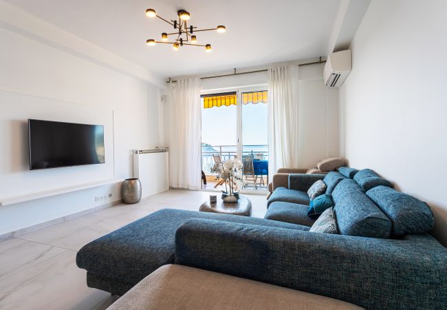 Apartment in Villefranche-sur-Mer - LE MIRAMAR AP4426 By Riviera Holiday Homes Apartment in Villefranche-sur-Mer - LE MIRAMAR AP4426 By Riviera Holiday Homes