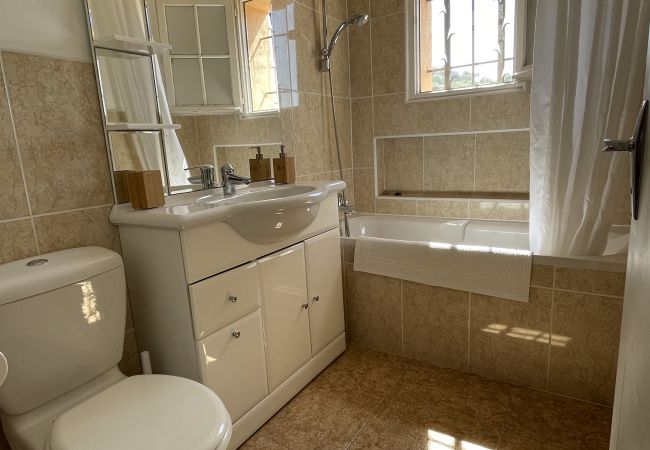 Villa in Vence - VILLA LA LOUBIANE VI4428 By Riviera Holiday Homes Villa in Vence - VILLA LA LOUBIANE VI4428 By Riviera Holiday Homes