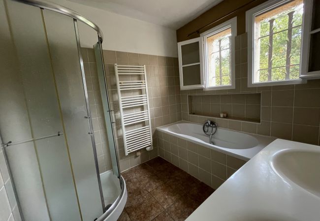 Villa in Vence - VILLA LA LOUBIANE VI4428 By Riviera Holiday Homes Villa in Vence - VILLA LA LOUBIANE VI4428 By Riviera Holiday Homes