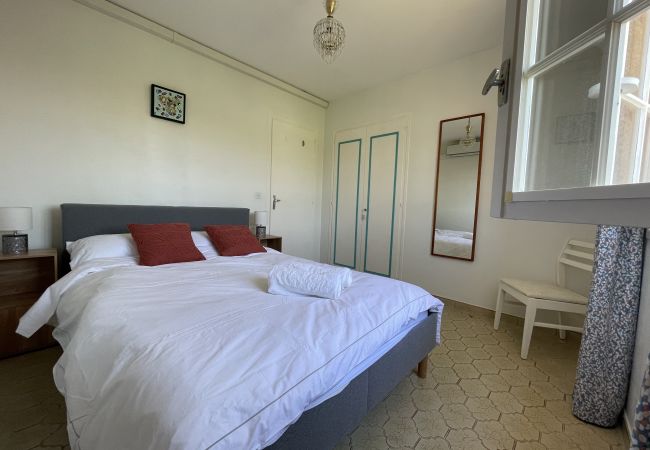 Villa in Vence - VILLA LA LOUBIANE VI4428 By Riviera Holiday Homes Villa in Vence - VILLA LA LOUBIANE VI4428 By Riviera Holiday Homes