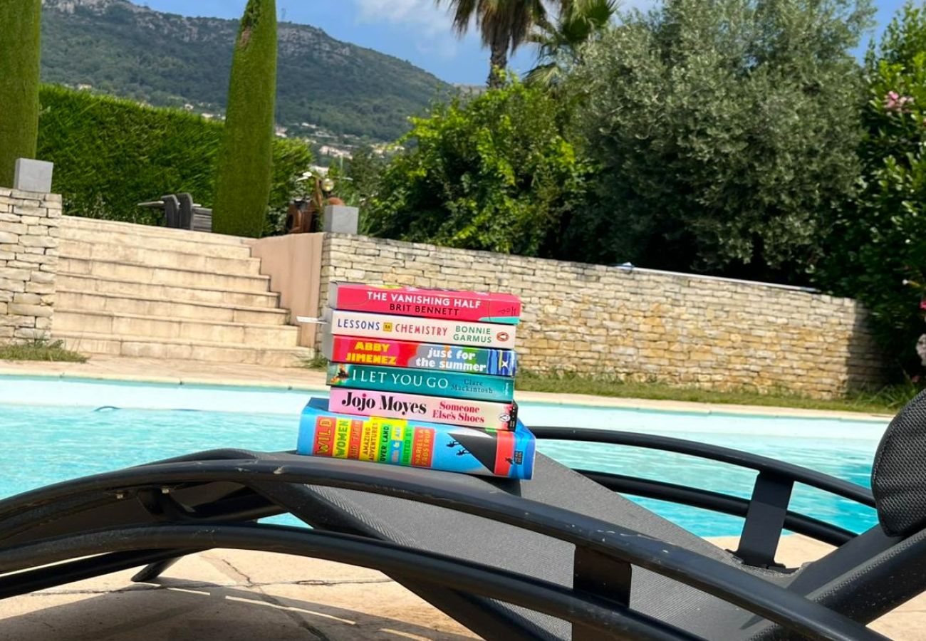 Villa in Vence - VILLA LA LOUBIANE VI4428 By Riviera Holiday Homes