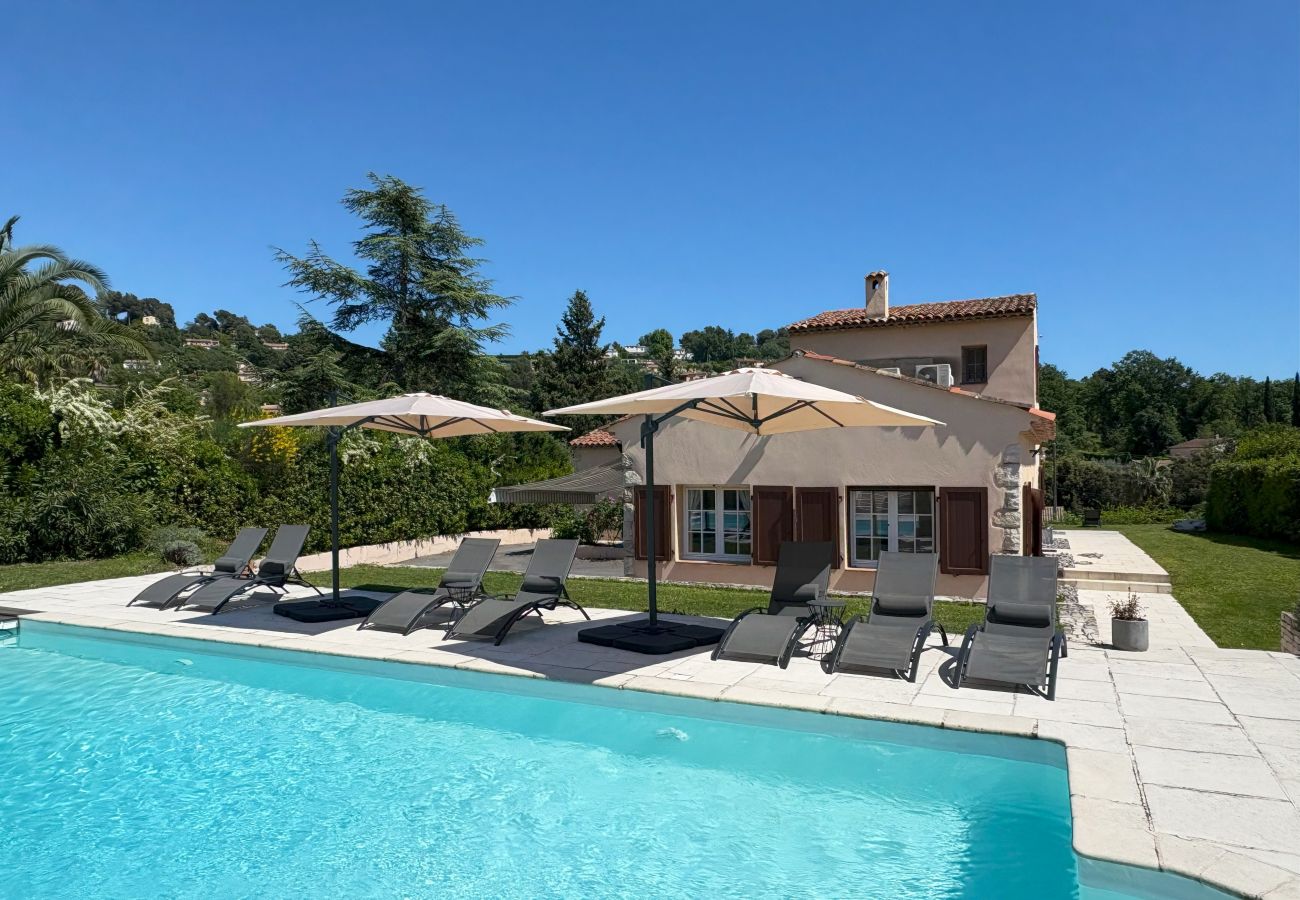 Villa in Vence - VILLA LA LOUBIANE VI4428 By Riviera Holiday Homes