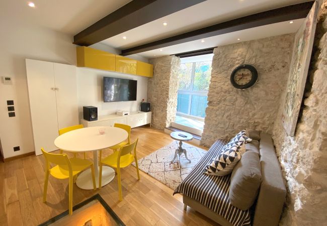 Apartment in Villefranche-sur-Mer - COCON AP4446 By Riviera Holiday Homes Apartment in Villefranche-sur-Mer - COCON AP4446 By Riviera Holiday Homes