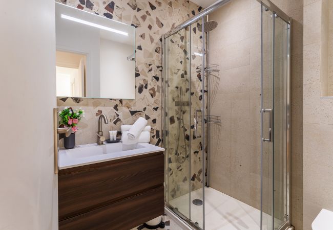 Apartment in Villefranche-sur-Mer - LARA AP4441 By Riviera Holiday Homes  Apartment in Villefranche-sur-Mer - LARA AP4441 By Riviera Holiday Homes