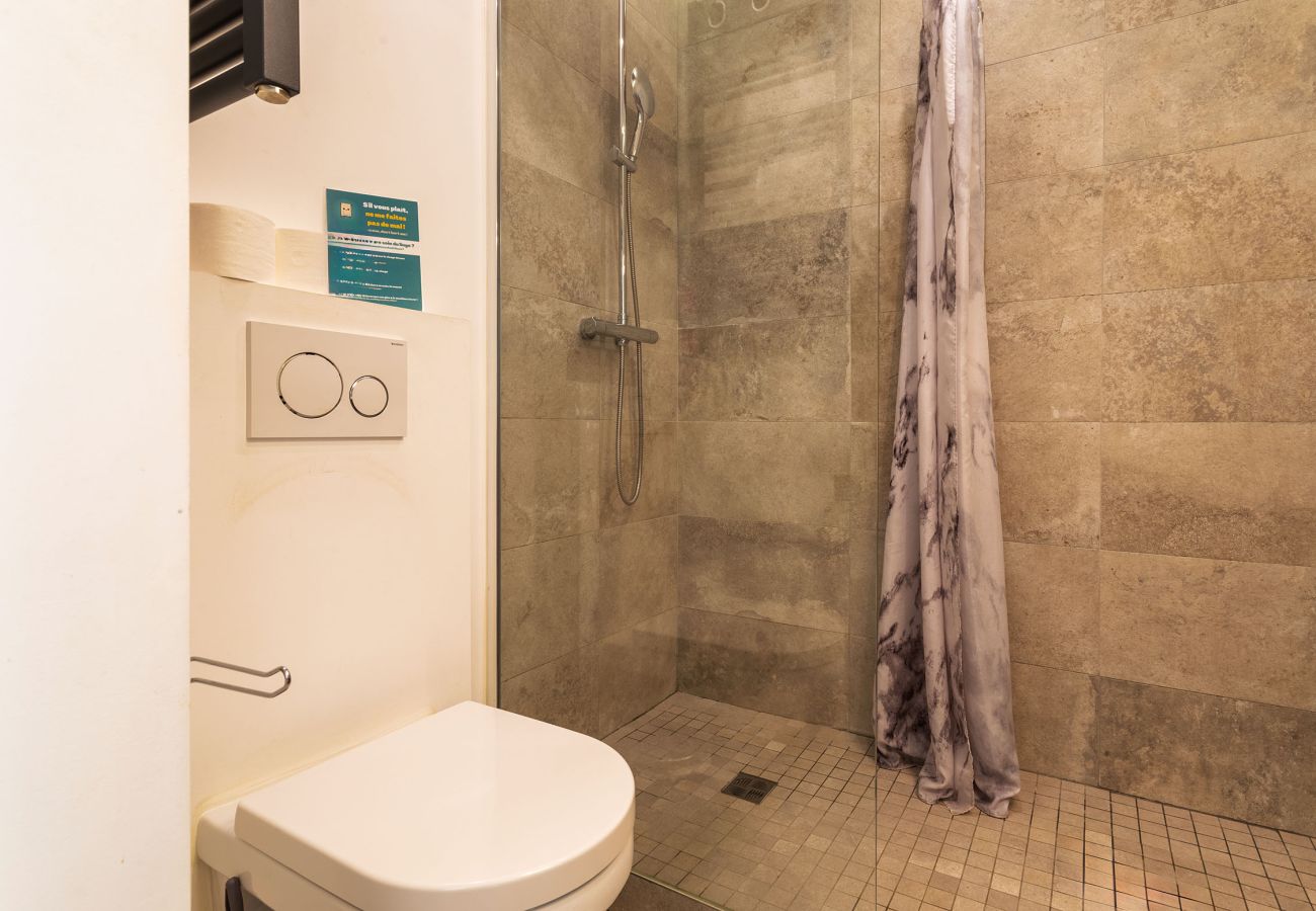 Apartment in Nice - GARIBALDI AP4447 By Riviera Holiday Homes