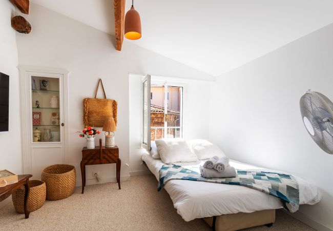 Apartment in Villefranche-sur-Mer - PERCHOIR AP4443 By Riviera Holiday Homes  Apartment in Villefranche-sur-Mer - PERCHOIR AP4443 By Riviera Holiday Homes