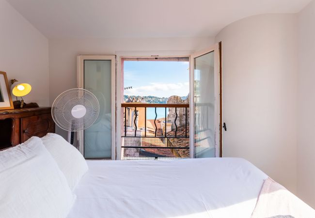 Apartment in Villefranche-sur-Mer - PERCHOIR AP4443 By Riviera Holiday Homes  Apartment in Villefranche-sur-Mer - PERCHOIR AP4443 By Riviera Holiday Homes