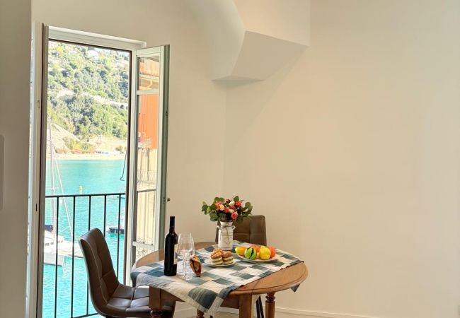 Apartment in Villefranche-sur-Mer - NEPTUNE AP4453 By Riviera Holiday Homes Apartment in Villefranche-sur-Mer - NEPTUNE AP4453 By Riviera Holiday Homes