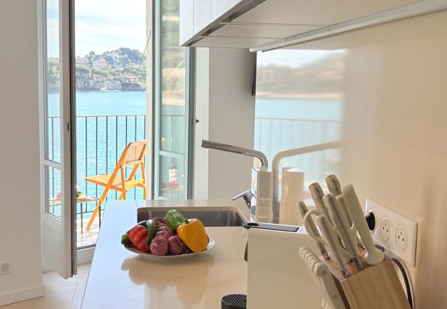 Apartment in Villefranche-sur-Mer - NEPTUNE AP4453 By Riviera Holiday Homes Apartment in Villefranche-sur-Mer - NEPTUNE AP4453 By Riviera Holiday Homes