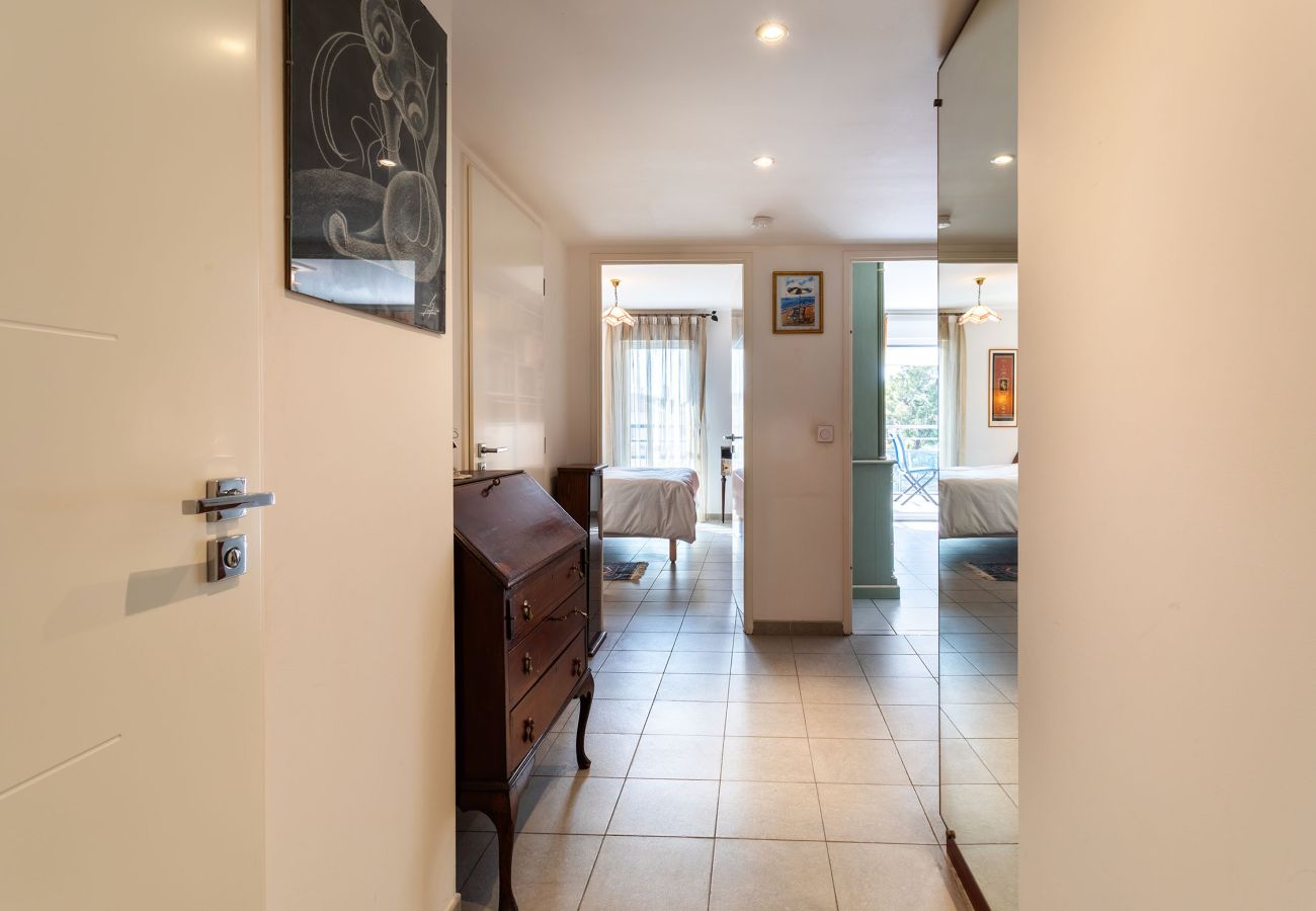 Apartment in Nice - Jardin Wilson AP4455 by RIVIERA HOLIDAY HOMES