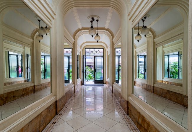 Apartment in Nice - LE ROYAL AP4456 by Riviera Holiday Homes Apartment in Nice - LE ROYAL AP4456 by Riviera Holiday Homes