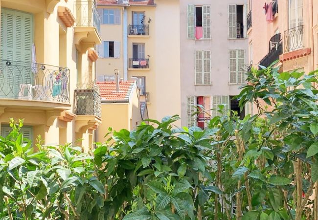 Apartment in Nice - Berlioz Blue AP4458 by Riviera Holiday Homes  Apartment in Nice - Berlioz Blue AP4458 by Riviera Holiday Homes