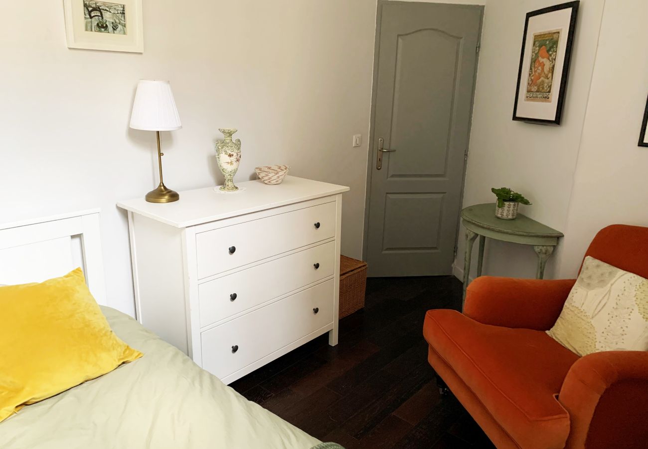 Apartment in Nice - Les Orangers AP4458 by Riviera Holiday Homes