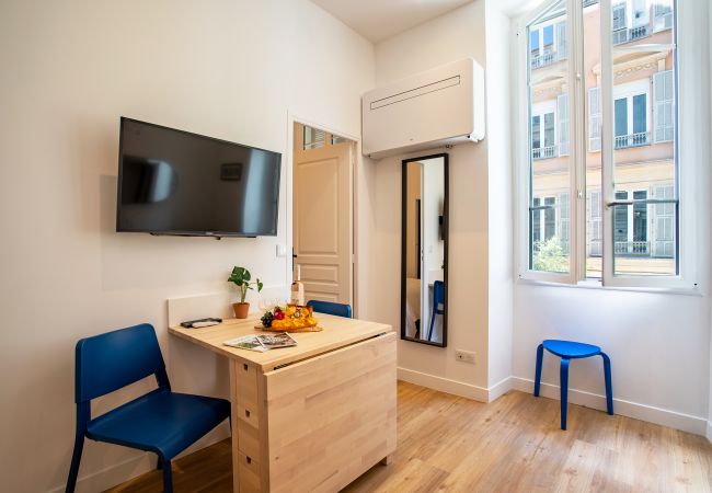 Apartment in Nice - ICONIC AP4460 By Riviera Holiday Homes Apartment in Nice - ICONIC AP4460 By Riviera Holiday Homes