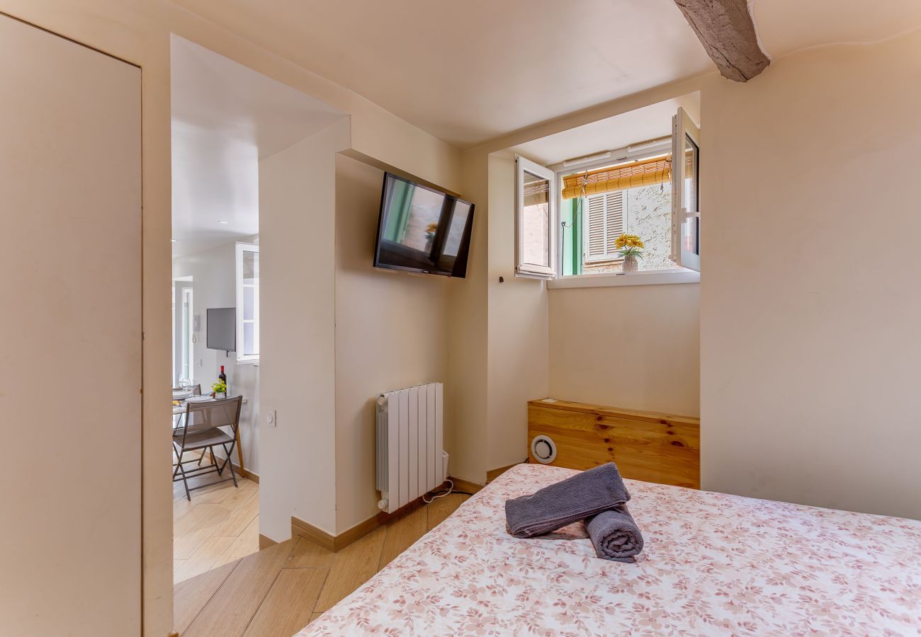 Apartment in Villefranche-sur-Mer - L'ESCAPADE  AP4463 By Riviera Holiday Homes Apartment in Villefranche-sur-Mer - L'ESCAPADE  AP4463 By Riviera Holiday Homes