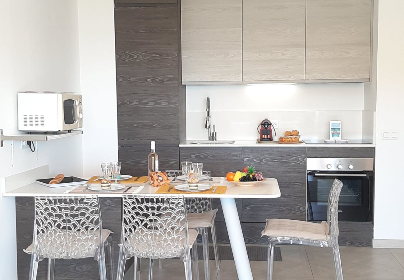 Apartment in Villefranche-sur-Mer - VISTA MARE AP4459 By Riviera Holiday Homes