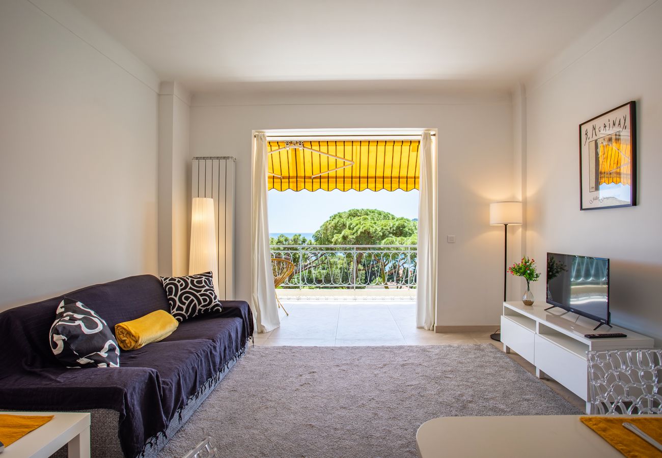 Apartment in Villefranche-sur-Mer - VISTA MARE AP4459 By Riviera Holiday Homes