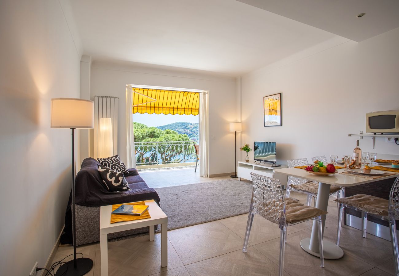 Apartment in Villefranche-sur-Mer - VISTA MARE AP4459 By Riviera Holiday Homes