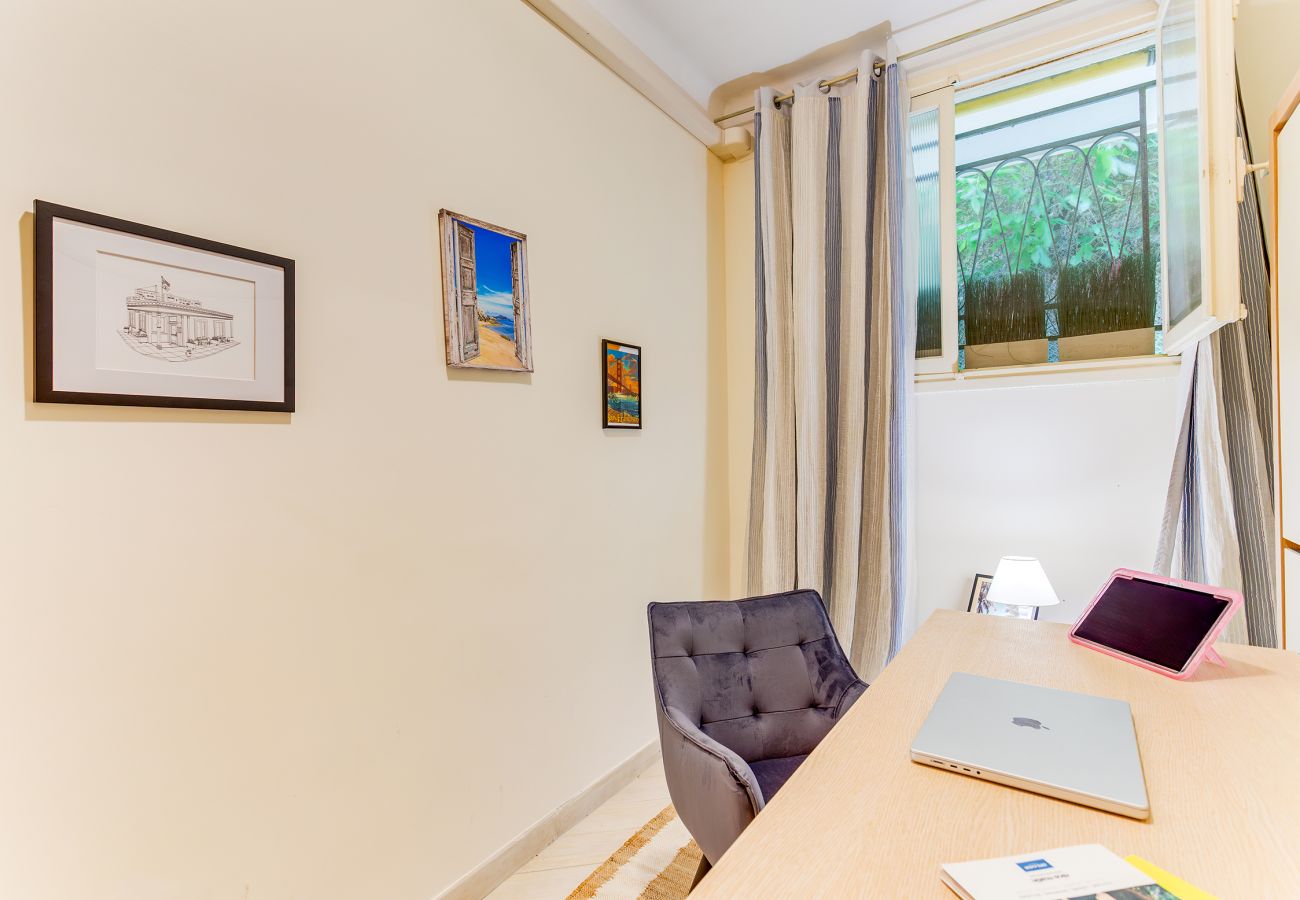 Apartment in Villefranche-sur-Mer - Belle sur Mer AP4468 By Riviera Holiday Homes