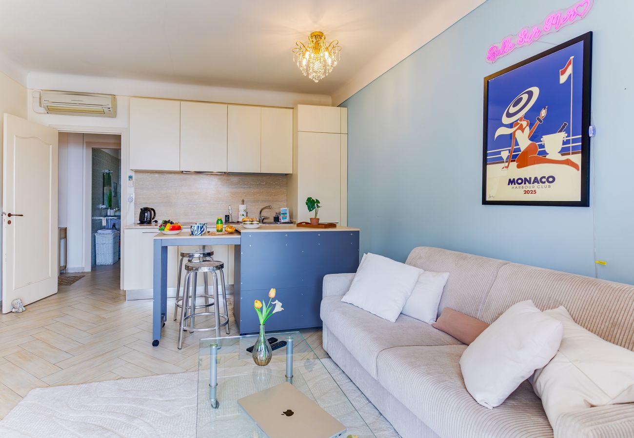 Apartment in Villefranche-sur-Mer - Belle sur Mer AP4468 By Riviera Holiday Homes