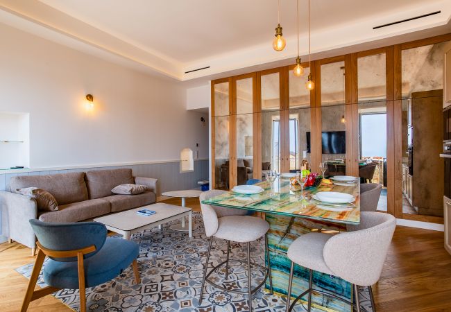 Apartment in Villefranche-sur-Mer - BAY VIEW  AP4470 By Riviera Holiday Homes Apartment in Villefranche-sur-Mer - BAY VIEW  AP4470 By Riviera Holiday Homes