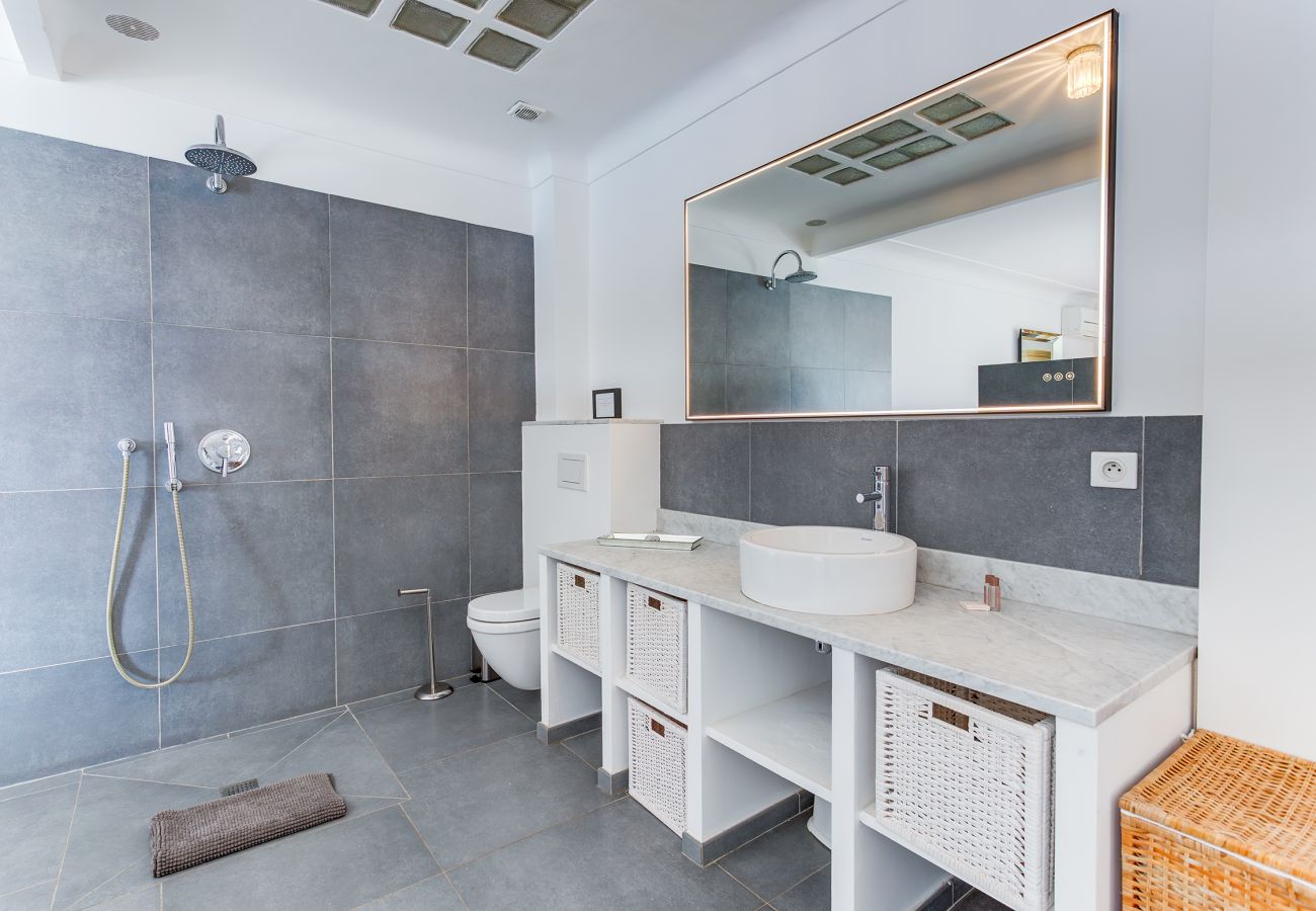 Apartment in Villefranche-sur-Mer - EDEN VIEW AP4469 by Riviera Holiday Homes
