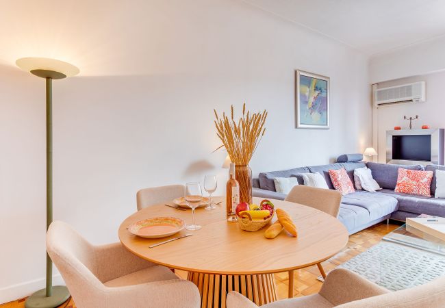 Apartment in Nice - LE LAFAYETTE 2 AP4474 by Riviera Holiday Homes Apartment in Nice - LE LAFAYETTE 2 AP4474 by Riviera Holiday Homes