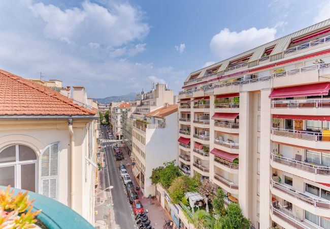 Apartment in Nice - LE LAFAYETTE 2 AP4474 by Riviera Holiday Homes Apartment in Nice - LE LAFAYETTE 2 AP4474 by Riviera Holiday Homes