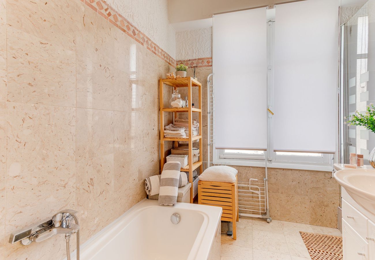 Apartment in Nice - LE LAFAYETTE 2 AP4474 by Riviera Holiday Homes