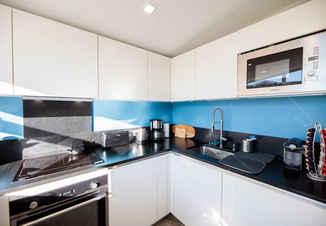 Apartment in Nice - La terrasse du port By Riviera Holiday Homes Apartment in Nice - La terrasse du port By Riviera Holiday Homes
