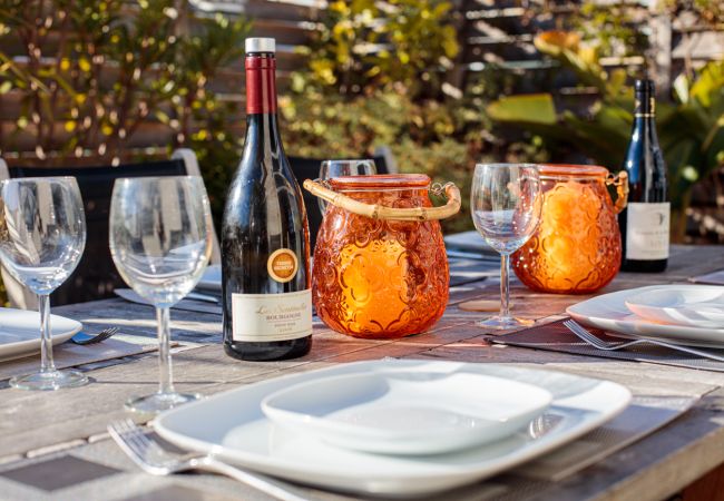 Apartment in Nice - La terrasse du port By Riviera Holiday Homes Apartment in Nice - La terrasse du port By Riviera Holiday Homes