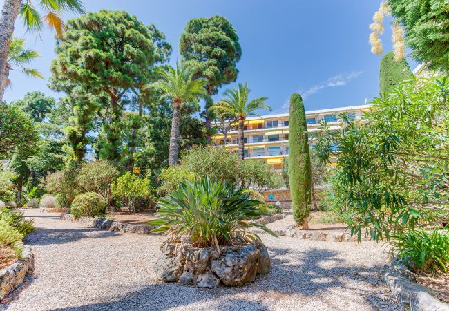 Apartment in Cap-d´Ail - LE BOIS JOLI AP4477 By Riviera Holiday Homes  Apartment in Cap-d´Ail - LE BOIS JOLI AP4477 By Riviera Holiday Homes