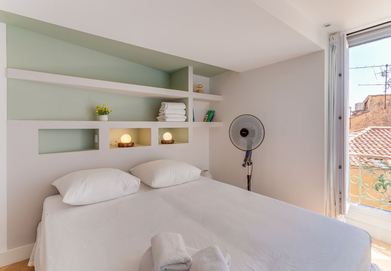 Apartment in Villefranche-sur-Mer - AUTHENTIC VILLEFRANCHE AP4472 By Riviera Holiday Homes