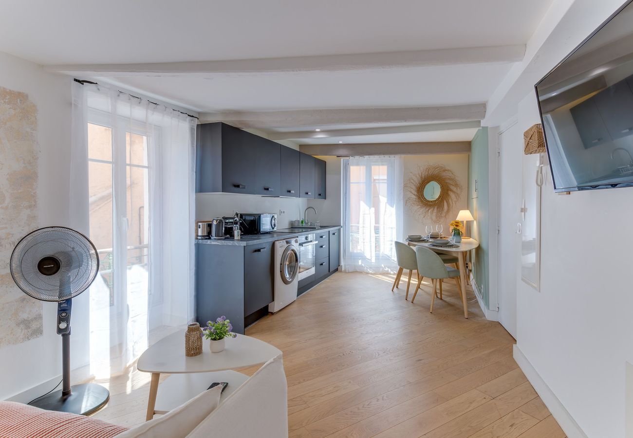 Apartment in Villefranche-sur-Mer - AUTHENTIC VILLEFRANCHE AP4472 By Riviera Holiday Homes