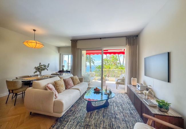 Apartment in Nice - MONT BORON PALMS AP4480 by Riviera Holiday Homes  Apartment in Nice - MONT BORON PALMS AP4480 by Riviera Holiday Homes