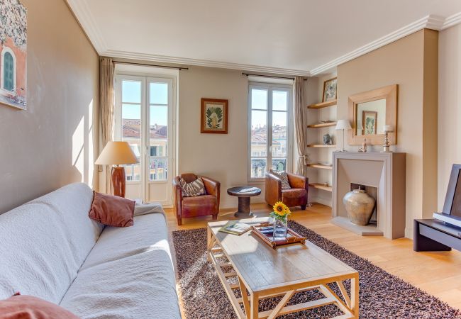 Apartment in Nice - VUE MAGENTA AP4484 by Riviera Holiday Homes  Apartment in Nice - VUE MAGENTA AP4484 by Riviera Holiday Homes