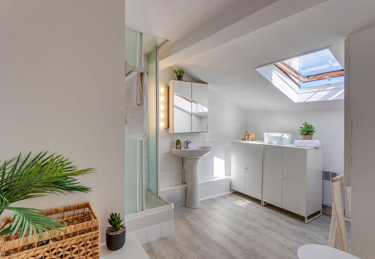 Apartment in Nice - ATTIC URBAN AP4485 by Riviera Holiday Homes 
